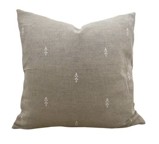 Nigella linen cushion